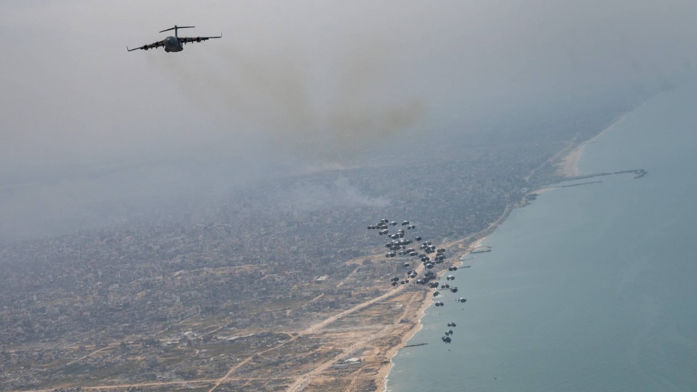 Israeli Air-Dropped Aid Injures Palestinians Sheltering in Tents