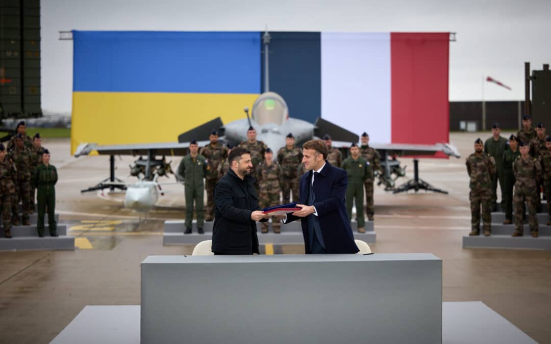 Zelensky Signs Deal to Buy 100 Fighter Jets From France