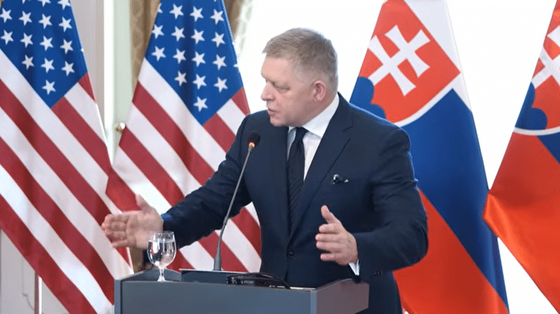 Slovakia Gives Ukraine Monday Deadline to Restore Oil Transit