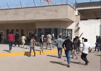 Anti-US Protesters Outside US Embassies, At Least 9 Killed in Pakistan