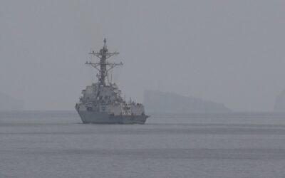 CENTCOM: Navy Prevented 10 Ships from Exiting the Strait of Hormuz