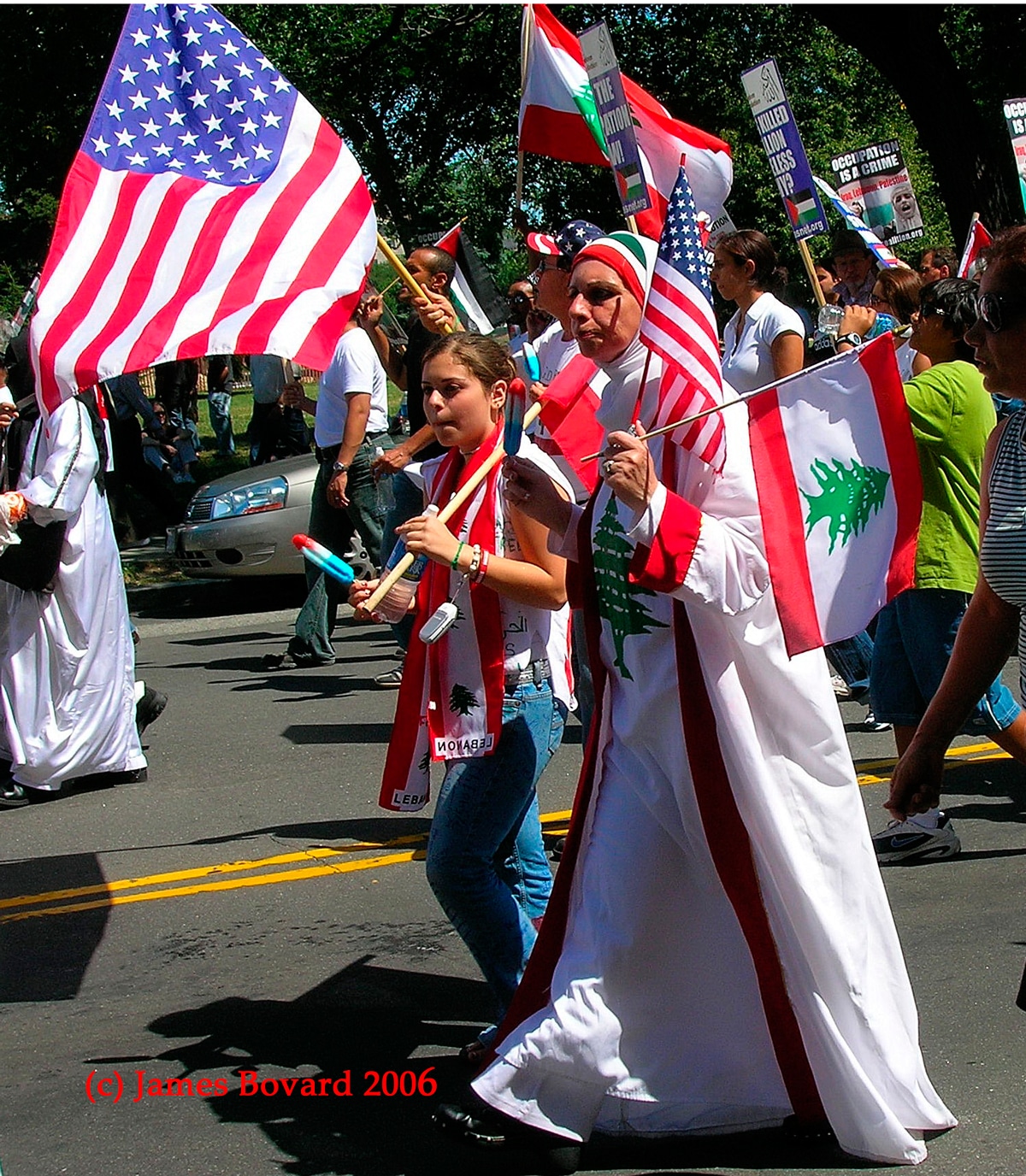 jpb 2006 lebanese protestor lady and daughter dscn1992tweakedcroppedcopyright