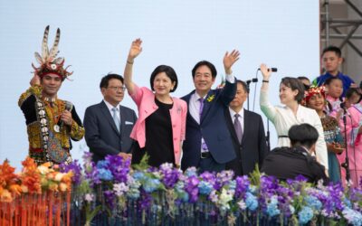 Taiwan Urges Trump to Maintain Status Quo on Weapon Sales