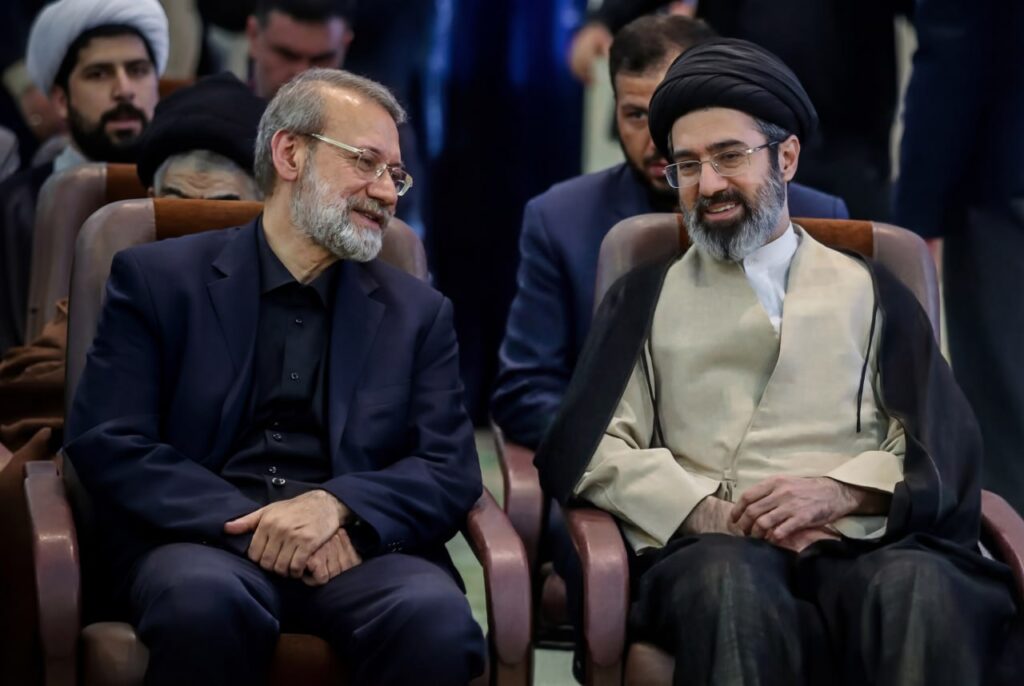 mojtaba khamenei and ali larijani (2)