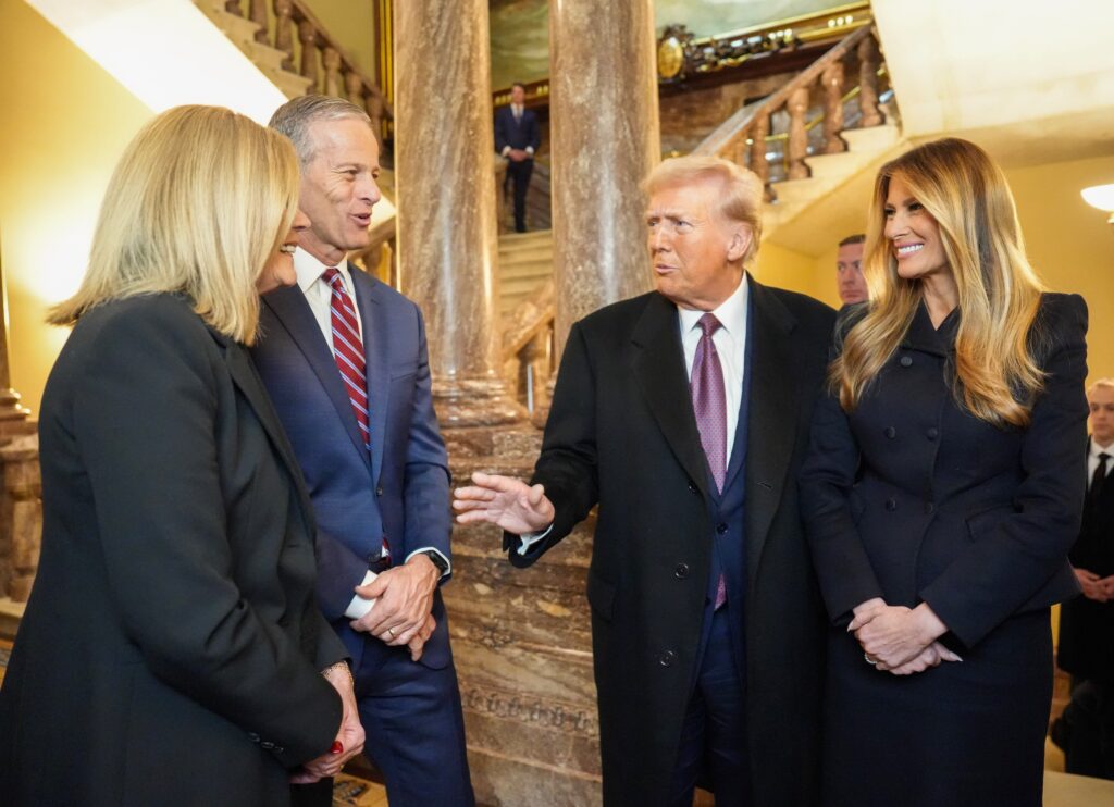 president donald trump and melania trump with senator john thune (2)