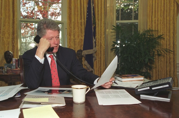 photograph of president william jefferson clinton speaking on the telephone 3163c3